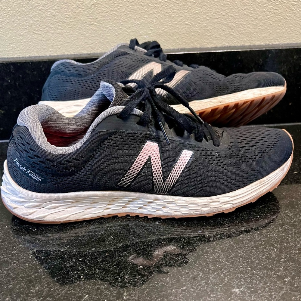 New Balance Womens Fresh Foam Arishi V1 WARISCB1 Black Running Shoes Size 9.5
